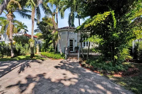 1335 Lenox Avenue Miami Beach FL 33139