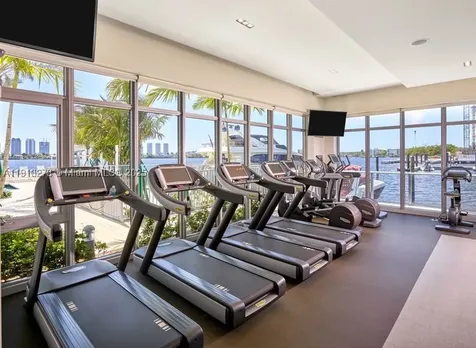 17301 Biscayne Boulevard North Miami Beach FL 33160