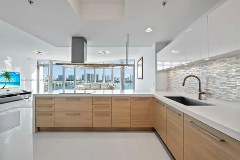 17301 Biscayne Boulevard North Miami Beach FL 33160
