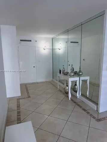 5055 Collins Avenue Miami Beach FL 33140