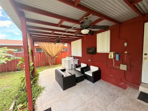 2435 Wilson Street Hollywood FL 33020