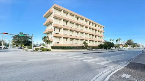 300 NW 42nd Avenue Miami FL 33126