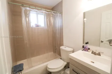 3071 SW 27th Avenue Miami FL 33133