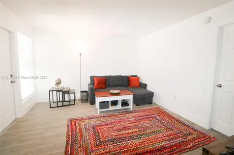 3071 SW 27th Avenue Miami FL 33133