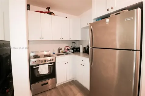 3071 SW 27th Avenue Miami FL 33133