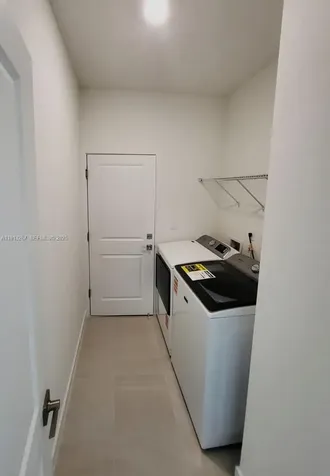 1683 SE 7th Lane Homestead FL 33033
