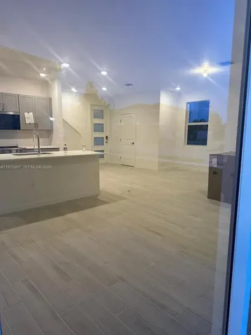 1683 SE 7th Lane Homestead FL 33033