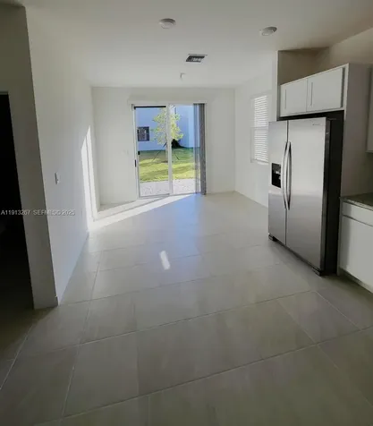 1683 SE 7th Lane Homestead FL 33033