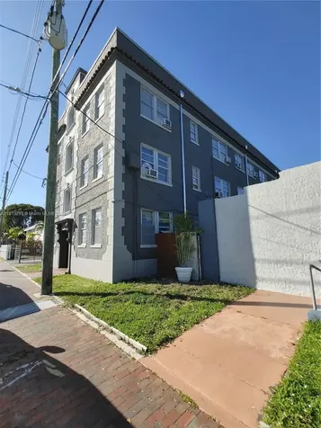 1629 SW 6th Street Miami FL 33135