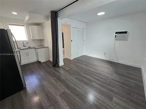 1629 SW 6th Street Miami FL 33135