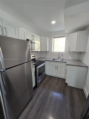 1629 SW 6th Street Miami FL 33135