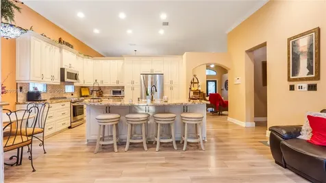 2310 NW 189th Avenue Pembroke Pines FL 33029