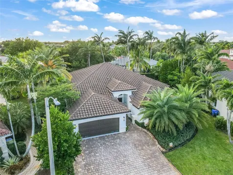 2310 NW 189th Avenue Pembroke Pines FL 33029