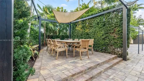 2310 NW 189th Avenue Pembroke Pines FL 33029