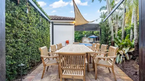 2310 NW 189th Avenue Pembroke Pines FL 33029