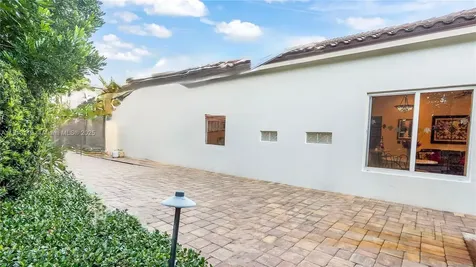 2310 NW 189th Avenue Pembroke Pines FL 33029