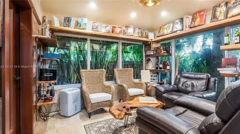 2310 NW 189th Avenue Pembroke Pines FL 33029