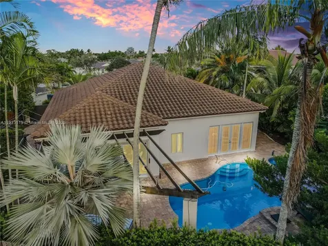2310 NW 189th Avenue Pembroke Pines FL 33029