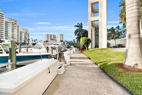 3370 Hidden Bay Drive Aventura FL 33180