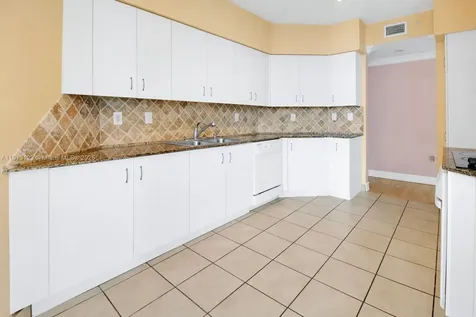 3370 Hidden Bay Drive Aventura FL 33180