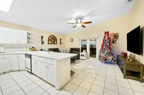 7416 W 32nd Avenue Hialeah FL 33018