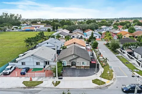 7416 W 32nd Avenue Hialeah FL 33018