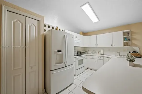 7416 W 32nd Avenue Hialeah FL 33018