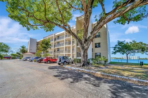 117 Lake Emerald Drive Oakland Park FL 33309