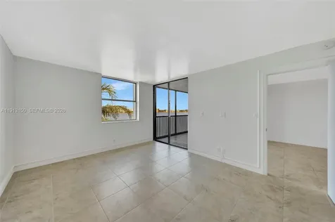 117 Lake Emerald Drive Oakland Park FL 33309