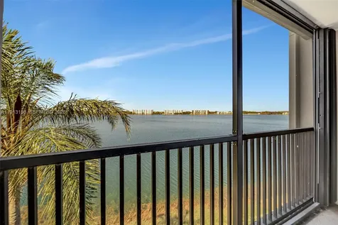 117 Lake Emerald Drive Oakland Park FL 33309