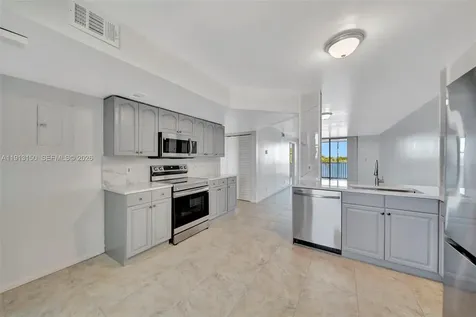 117 Lake Emerald Drive Oakland Park FL 33309