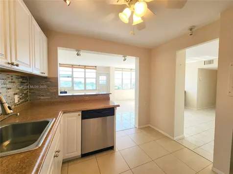 2025 NE 164th Street North Miami Beach FL 33162
