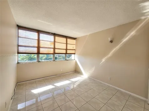 2025 NE 164th Street North Miami Beach FL 33162