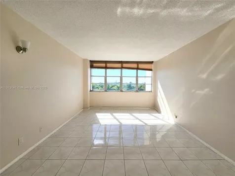 2025 NE 164th Street North Miami Beach FL 33162