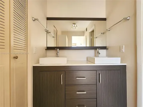 2025 NE 164th Street North Miami Beach FL 33162