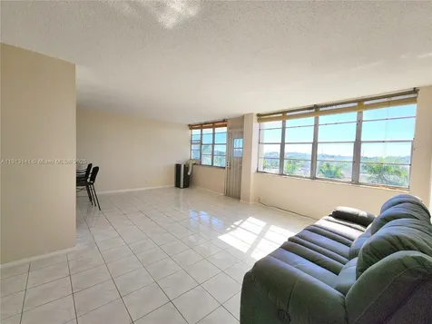 2025 NE 164th Street North Miami Beach FL 33162