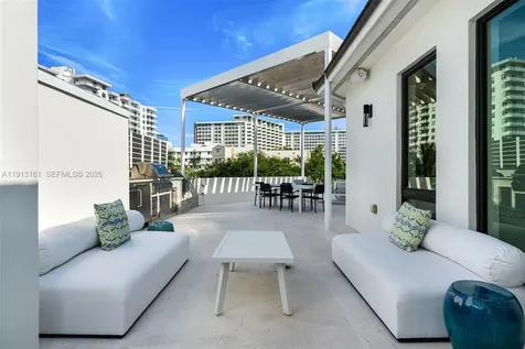 2801 Flamingo Drive Miami Beach FL 33140