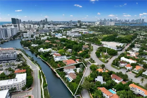 2801 Flamingo Drive Miami Beach FL 33140