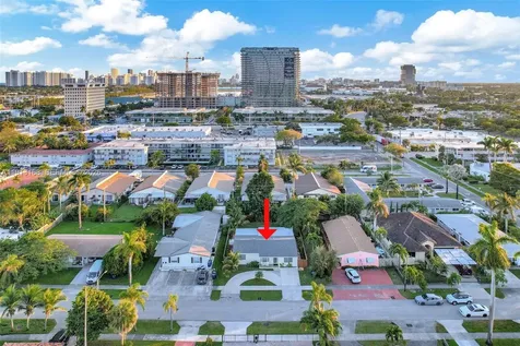 1012 NE 2nd Street Hallandale Beach FL 33009