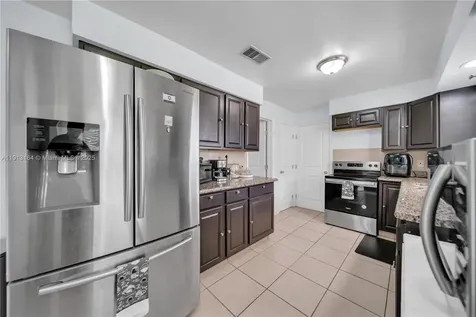 246 SE 44th Street Cape Coral FL 33904