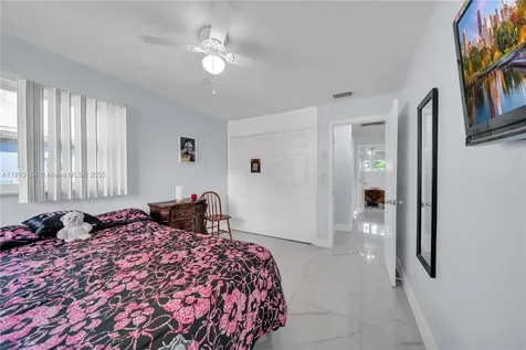 246 SE 44th Street Cape Coral FL 33904