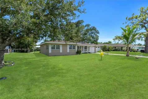 246 SE 44th Street Cape Coral FL 33904