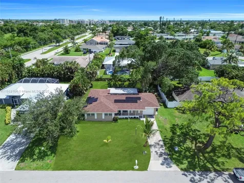 246 SE 44th Street Cape Coral FL 33904