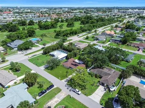 246 SE 44th Street Cape Coral FL 33904