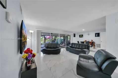 246 SE 44th Street Cape Coral FL 33904