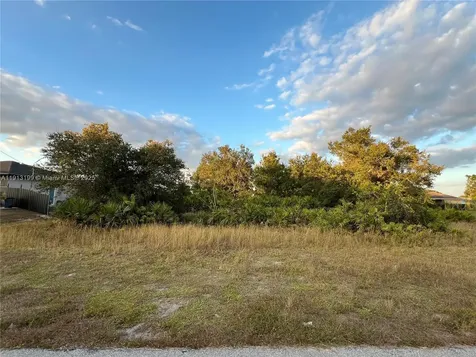 4102 6th Street W Lehigh Acres FL 33971