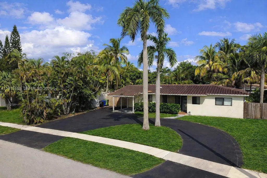 1630 SW 23rd Avenue Fort Lauderdale FL 33312