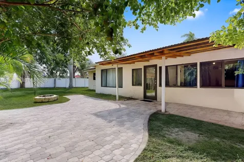 1630 SW 23rd Avenue Fort Lauderdale FL 33312