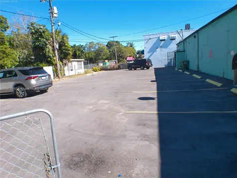 1051 NW 119th Street North Miami FL 33168