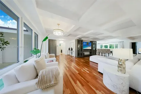 6100 La Gorce Drive Miami Beach FL 33140